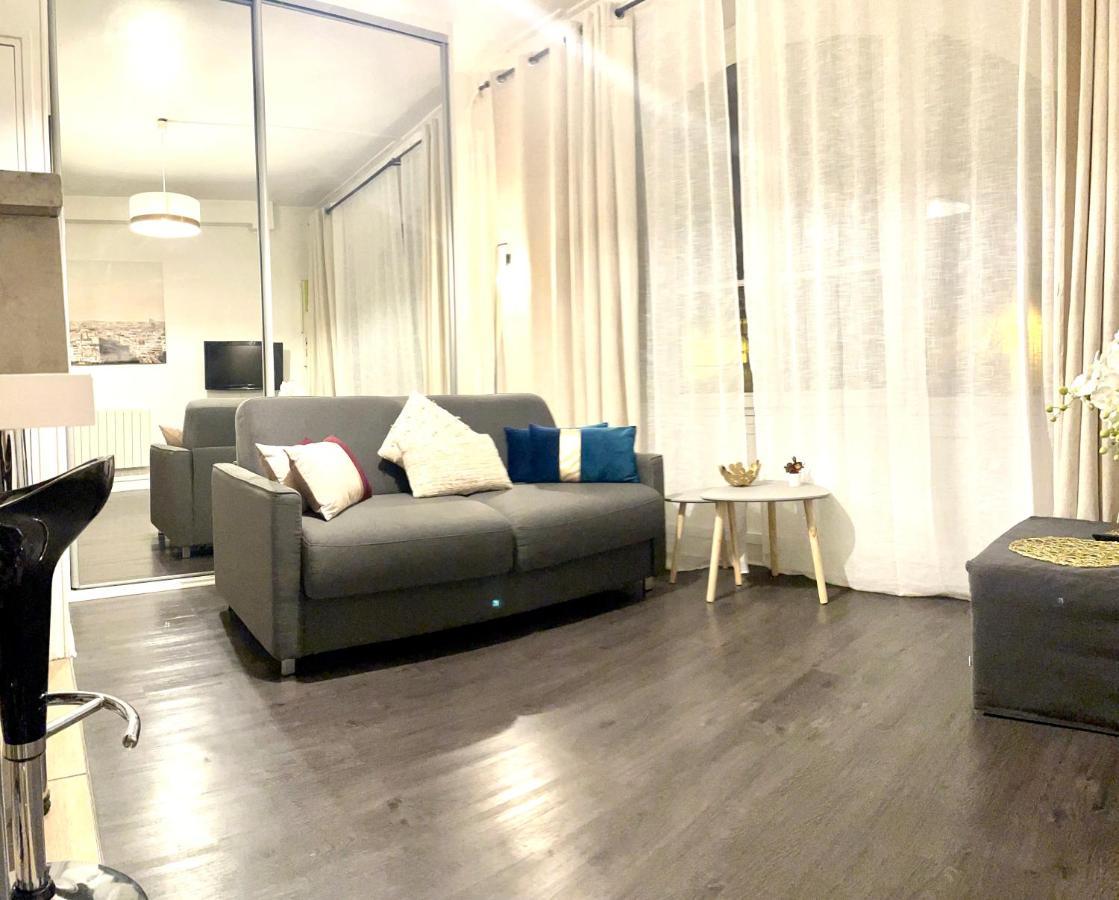 Cozy Studio Chatelet Paris Bagian luar foto